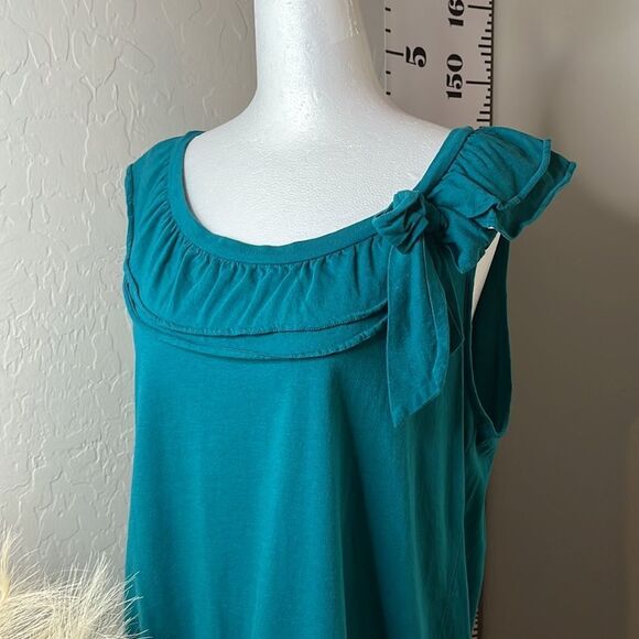 Elle sleeveless blue/green top with ruffled collar and bow. Banded hemline. SZ L - Picture 4 of 12